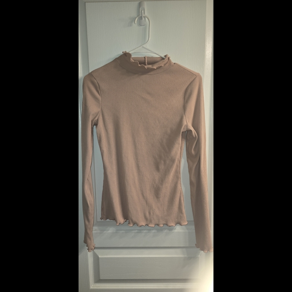 SO Women's Long Sleeve Ruffled Blouse - Light Pink